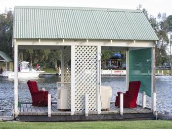 Mandurah Riverfront Holiday Rental