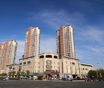 Hotel James Joyce Coffetel Shanghai Jinshan City Beach Bailian Shopping Center Branch