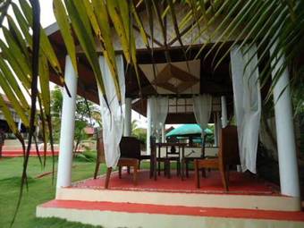 Hotel Bonita Oasis Beach Resort