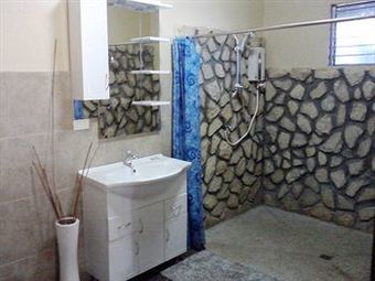 Hotel Kayla'a Beach Resort