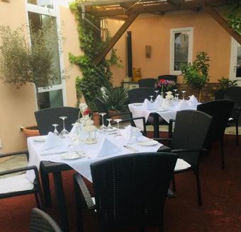 Hotel Goldener Hahn