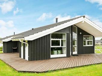 Holiday Home P�t Strandby III