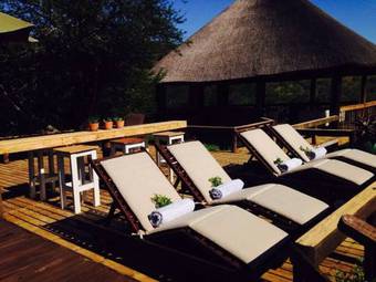 Bukela Game Lodge - Amakhala Game Reserve