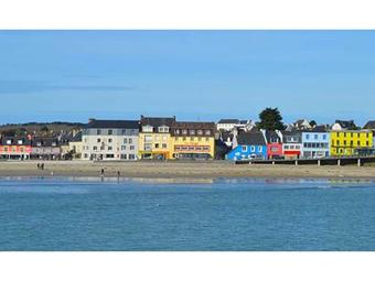 Holiday Home Ty Awen (ptp100)