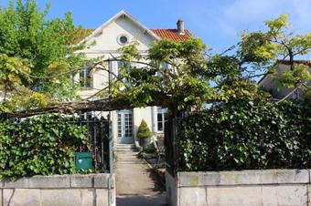 Bed & Breakfast Saint James House