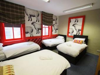 Holiday Home Cardiff House