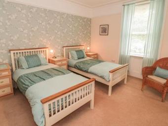 Thwaitefield, Whitby