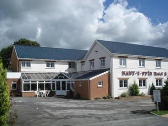 Nant-y-ffin Hotel
