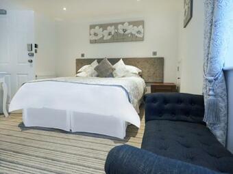 Posada The Rose And Crown