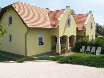 Holiday Home In Badacsony/balaton 26509