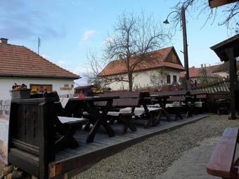 Hostal Kemenc�s Vend�gh�z