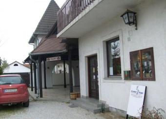 Hostal Paprika Vend�gh�z