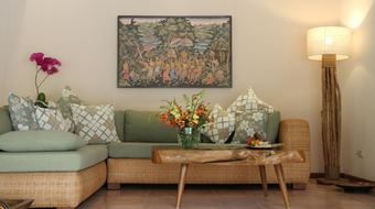 Hotel Cili Emas Oceanside Resort