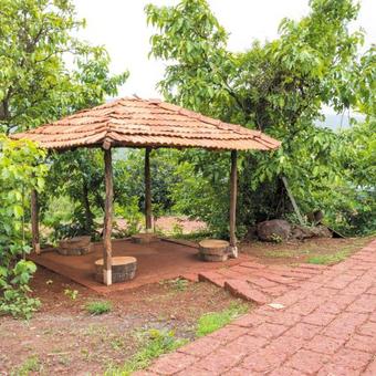 Hotel Forest Escapes Koyna