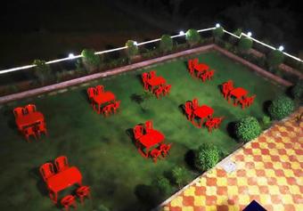 Hotel Valley Exotica