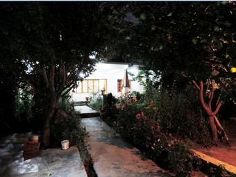 Hostal Tih A O Guest House & Home Stay