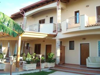 Bed & Breakfast Guest House Mare E Luna