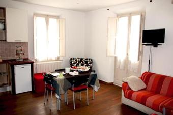 Sotto Il Borgo Apartments