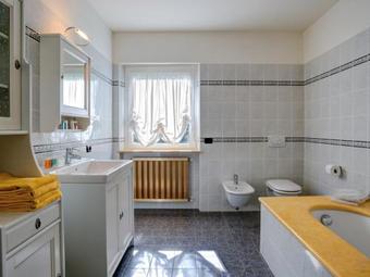 Oliveto Lario Villa Sleeps 14 Pool Air Con Wifi