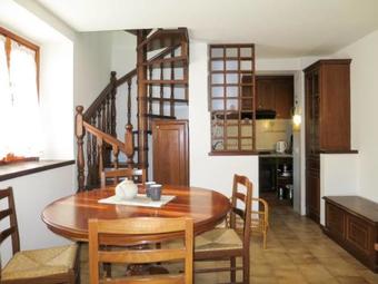 Locazione Turistica La Casetta Di Vassena (onn300)