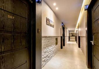 French Code Hotel