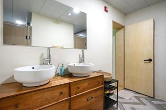 Mireuk Mireuk Beer Hostel