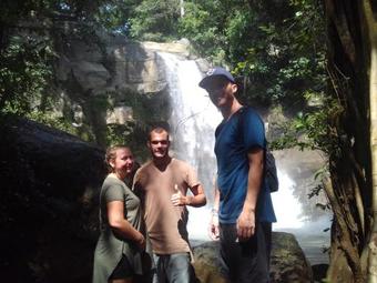 Apartamento Thomasha Homestay & Adventure Tours