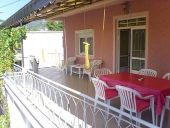 Hostal Rooms Sutomore