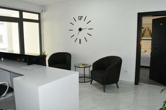 Flo Apartments