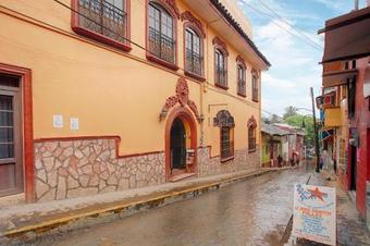 Hotel Casa Real