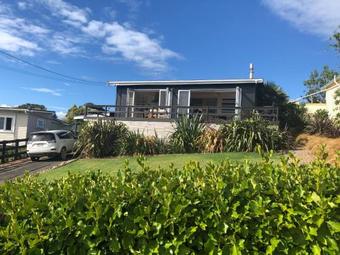 The Black Pearl, Waiheke Island