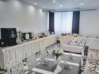 Hotel Mi?osz Fitness & Spa