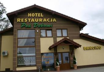 Hotel Pod D?bami