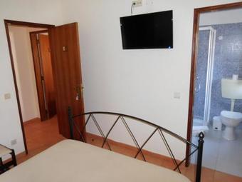 Hostal Casa De H�spedes Celeste By Portugalferias