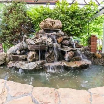 Hostal Avgusta Guest House