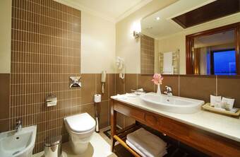 M`istra`l Hotel & Spa