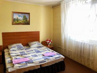 Hotel Pansionat Yakor