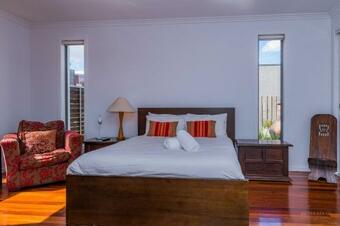 Lahinch Mews - Family Bookings Only