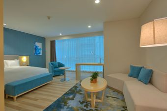 Hotel Holiday Inn Express Luoyang Yichuan