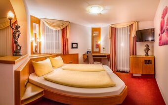 Hotel Kalenborner H�he
