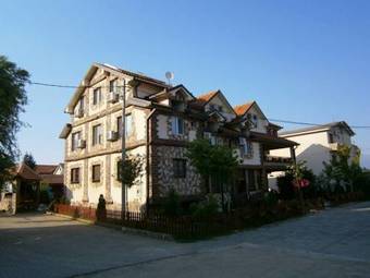 Hostal Apartments Dan Dar