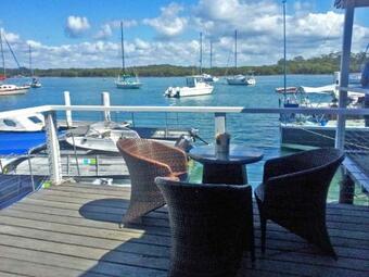 Colmer House At Dunbogan