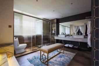 Hostal Zhengbian Qingshe Guesthouse