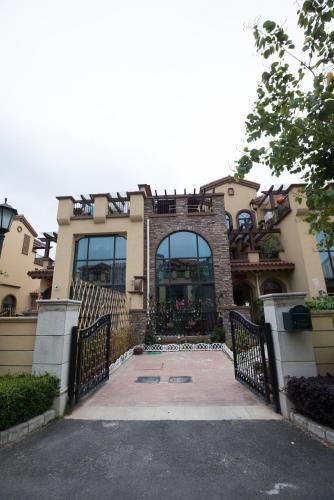 Hostal Huidong Xunliao Bay Fuli Europe Style Garden Villa