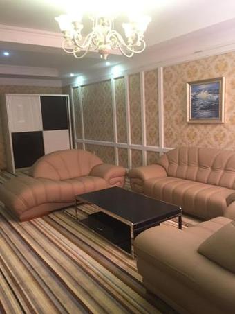 Propitious Prairie Hotel