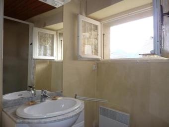 House Le G�te De La Carri�re