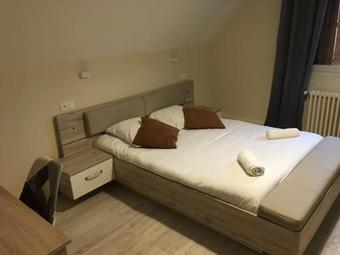 Bed & Breakfast Au Charme Du Lac 2