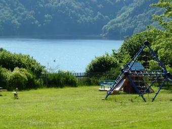 Camping Le Lac De La Siauve