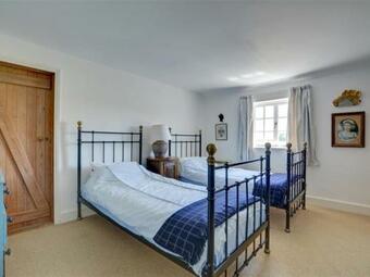 Holiday Home Sonnet