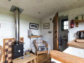 Peat Gate Shepherd's Hut